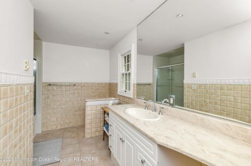 25 Tuxedo Rd, Locust NJ 07760-1825 exterior