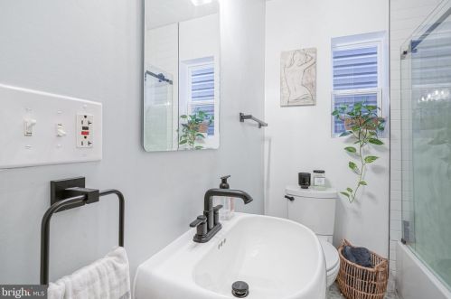 1321 Berks St, Philadelphia PA  19125-2813 exterior