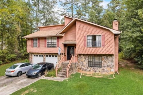 640 Butterfield Ln, Atlanta GA exterior