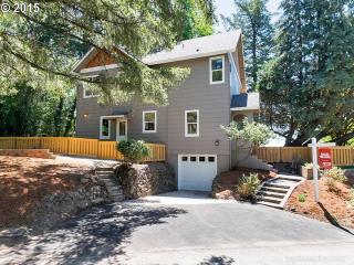 5770 Salmon St, Portland OR  10848-3577 exterior