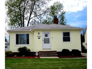 5244 Roseside Ave, Cleveland, OH 44134-1108