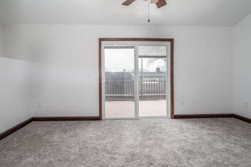 1035 Idaho St, Milwaukee WI 53207-2409 exterior