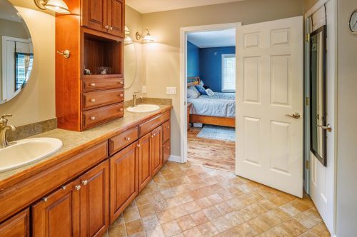 15 Bernard Rd, Barrington NH 03884-6875 exterior