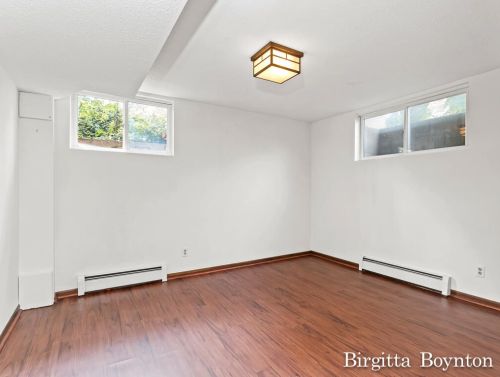 1661 Ruddiman Dr, Meskegon MI 49445-3041 exterior