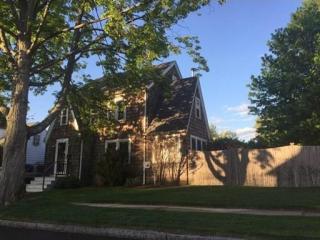 39 Ashbrook St, Springfield, MA 01118-1202