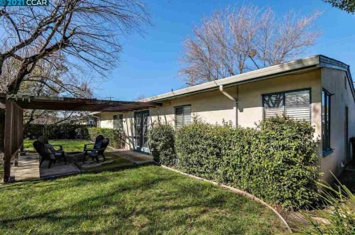 167 Cleopatra Dr, Concord CA 94523-3408 exterior