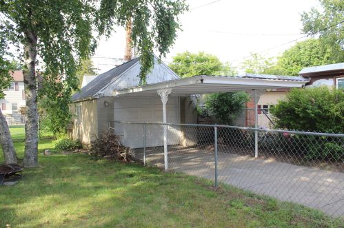 2240 Miner Ave, Meskegon MI  49441-1346 exterior