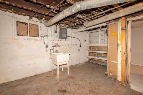 4746 36th St, Milwaukee WI  53209-5942 exterior