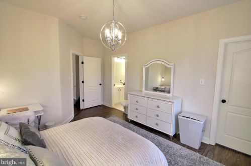 405 Great Falls Rd, Rockville MD  20850-2883 exterior