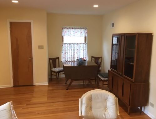 5225 Winona St, Chicago, IL 60630-2238