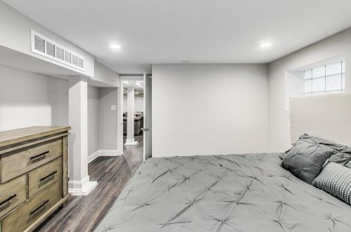 7443 Merrill Ave, Chicago IL  60649-3210 exterior