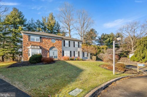 3780 Glenn Ct, Huntingdon Valley, PA 19006-3118