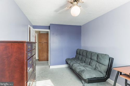 304 Pne St, Manor PA 19036-1011 exterior