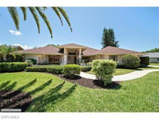 1900 Countess Ct, Naples, FL 34110-1006