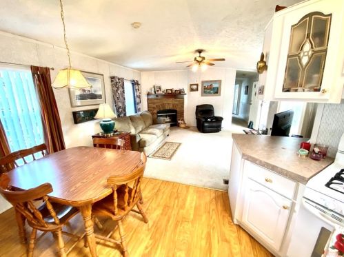 84 Celebration Cir, Chicopee MA 01020-2881 exterior