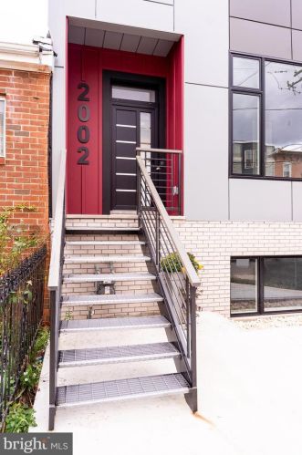 2002 Brown St, Philadelphia, PA 19130-2615