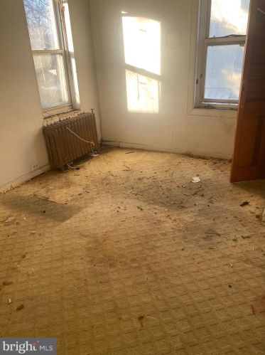 120 6 St, Darby PA 19023-2306 exterior