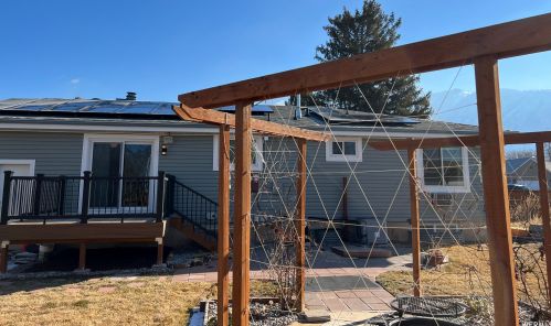 11104 Londonderry Dr, Sandy UT 84070 exterior