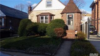 6953 179th St, Flushing NY  11365-3542 exterior