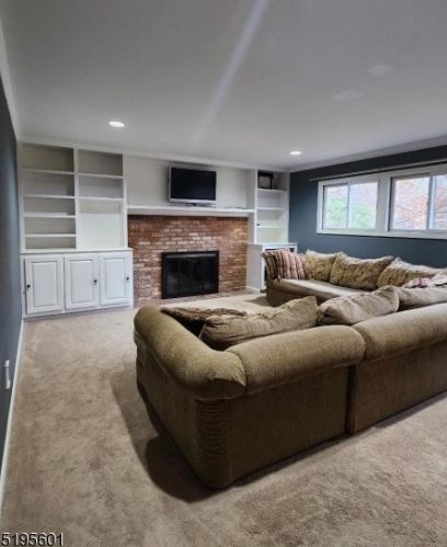 29 Cora Ln, Chester, NJ 07930-2709