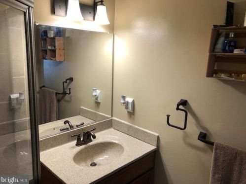 415 Bollinger Rd, Littlestown PA 17340-9121 exterior