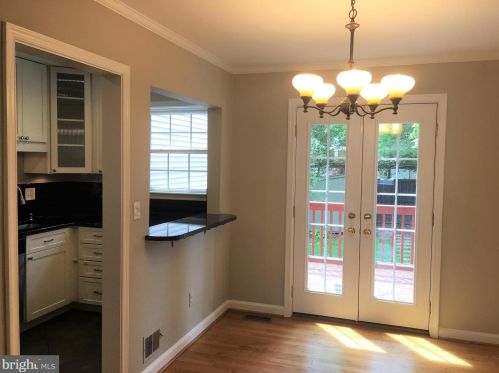 21 Myrtle St, Alexandria VA 22301-2423 exterior