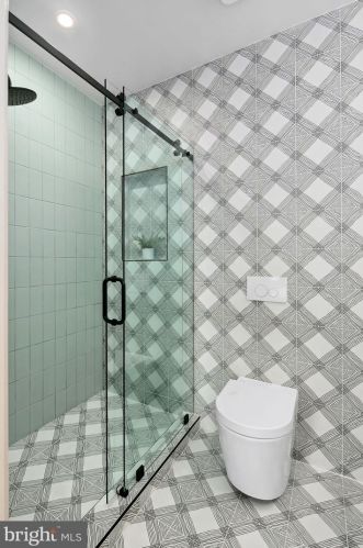 1613 Capitol St, Washington DC  20003-1620 exterior