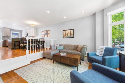 1457 Wrightwood Ave, Chicago IL 60614-1938 exterior