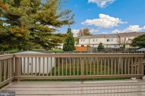 7813 Havenside Ter, Rockville MD 20855-2261 exterior