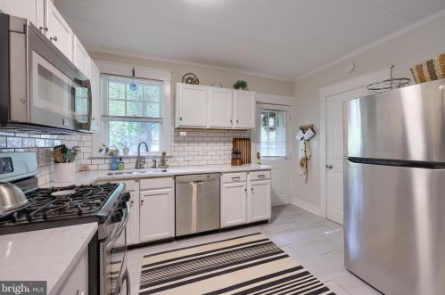 1026 Clay St, Lancaster PA 17602-2016 exterior