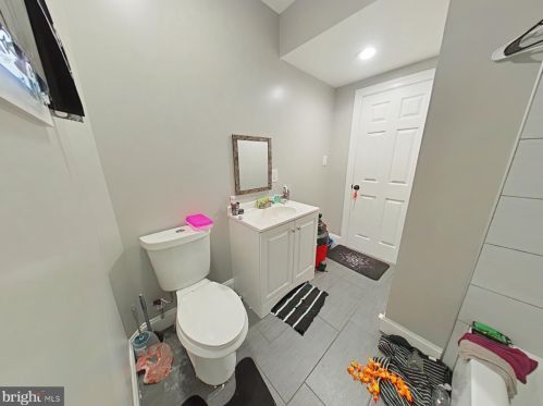 6217 Chestnut, Philadelphia PA 19104-3120 exterior