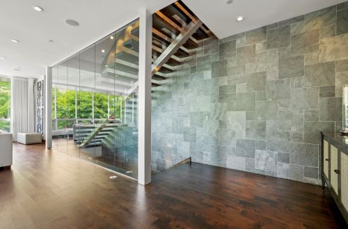 755 Kilbourn Ave, Milwaukee WI 53208-3111 exterior