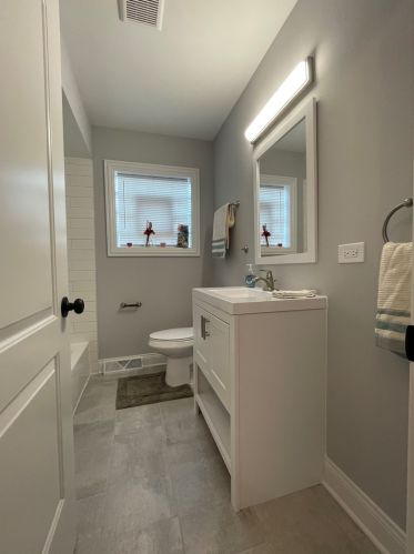 429 Jefferson St, Dolton IL 60419-1127 exterior