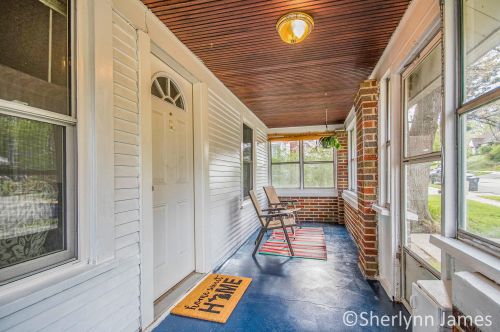 1229 Dickinson St, Grand Rapids, MI 49507-2201