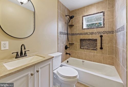 205 California Trl, Browns Mills NJ  08015-5641 exterior