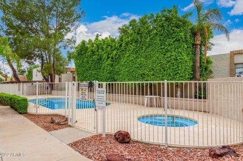 3102 Clarendon Ave, Phoenix AZ  85016-7097 exterior