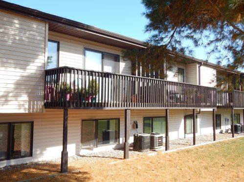 2698 Stonegate Dr, Wyoming, MI 49519-3163