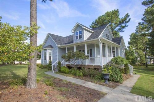 40 Cornerstone Dr, Franklinton, NC 27525-7339