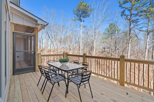 5574 Marks Dr, Gainesville GA 30506-2351 exterior