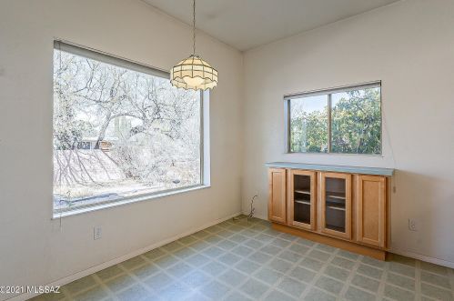 130 Calle Melendrez, Green Valley AZ 85614-3722 exterior