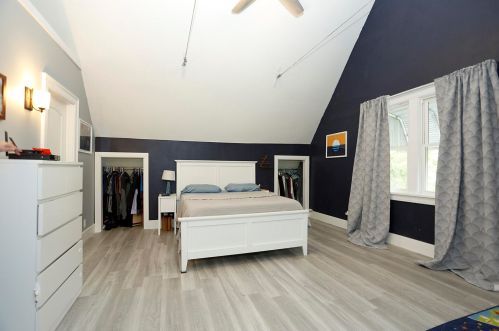 3237 Booth St, Milwaukee WI 53212-2135 exterior