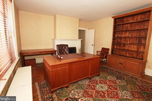 223 Washington St, Huntingdon PA 16652-1525 exterior