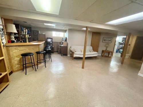 10030 Campbell Ave, Chicago IL 60655-1064 exterior