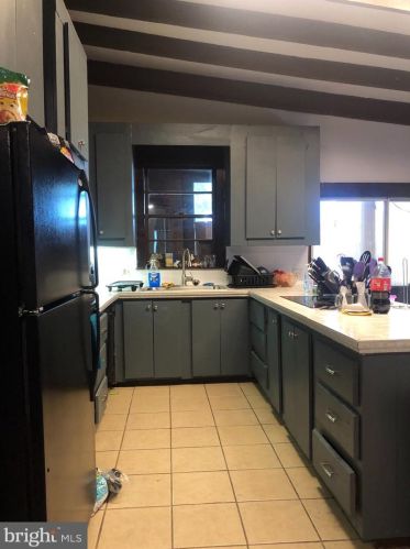 457 Shippen St, Lancaster PA  17602-3637 exterior