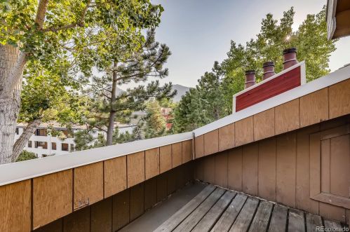 2992 Shadow Creek Dr, Boulder CO 80303-1744 exterior