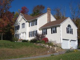 32 Falcon Ridge Rd, Torrington, CT 06790-4389