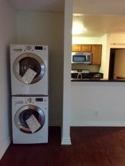 2330 Cahuenga Blvd, Los Angeles CA  90068-4704 exterior