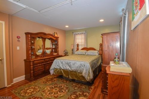 133 Chrystal St, Dover NJ 07801-5308 exterior