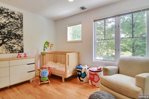 141 Hudson Cv, Edgewater NJ 07020-1480 exterior