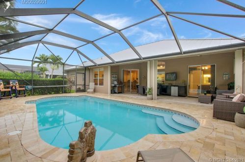 210 Fernleaf Trl, Fort Pierce FL  34953-8212 exterior